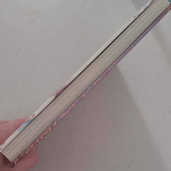 Gracelaced by - Floral Hardcover Book - Picture 5 of 5